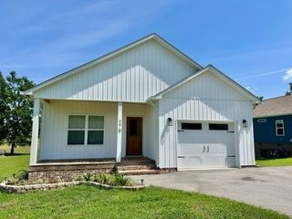 170 Honeysuckle Ln, Sparta, TN 38583