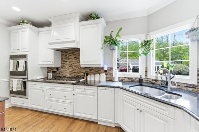 6 Fox Run Rd, Sparta Twp., NJ 07871