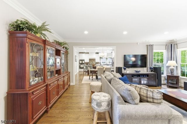 6 Fox Run Rd, Sparta Twp., NJ 07871