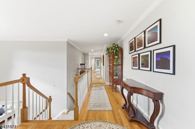 6 Fox Run Rd, Sparta Twp., NJ 07871
