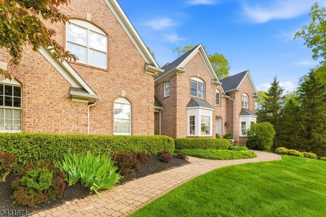 6 Fox Run Rd, Sparta Twp., NJ 07871