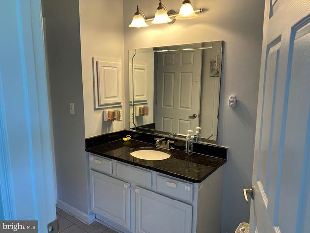 4551 STRUTFIELD LN #4337, Alexandria, VA 22311
