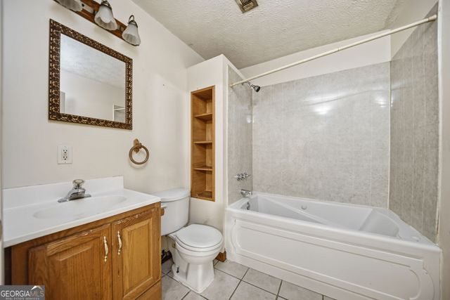 5680 Princeton Oaks Drive, Sugar Hill, GA 30518