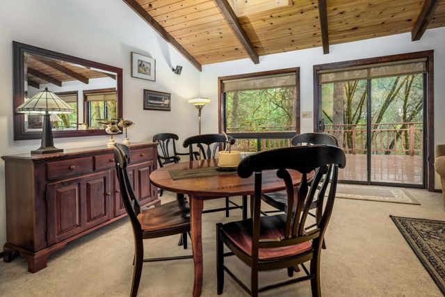 15501 Little Valley Rd, Grass Valley, CA 95949