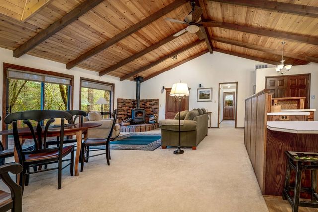 15501 Little Valley Rd, Grass Valley, CA 95949