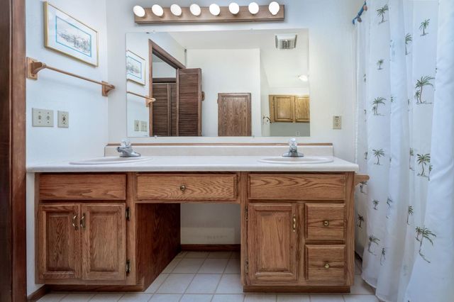 15501 Little Valley Rd, Grass Valley, CA 95949