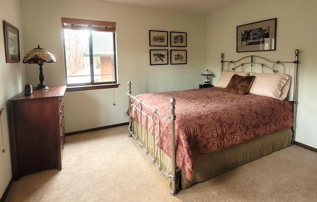 15501 Little Valley Rd, Grass Valley, CA 95949