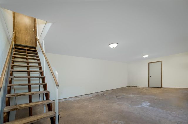 15501 Little Valley Rd, Grass Valley, CA 95949