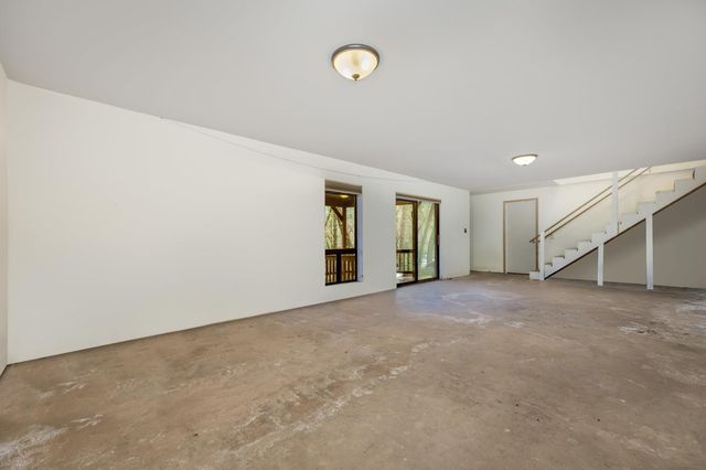 15501 Little Valley Rd, Grass Valley, CA 95949