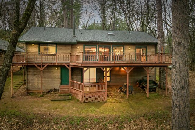 15501 Little Valley Rd, Grass Valley, CA 95949