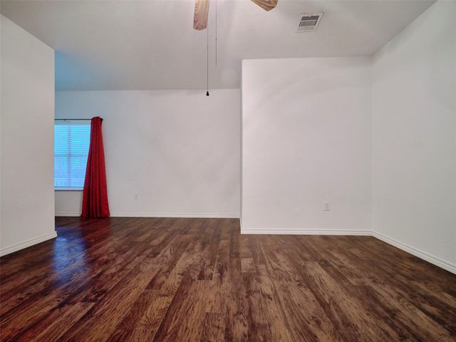 2605 N Abell Street, Wharton, TX 77488