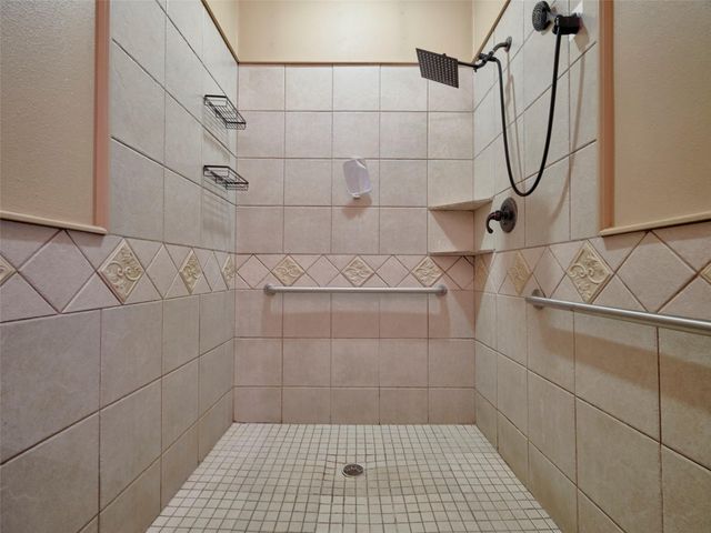 2605 N Abell Street, Wharton, TX 77488