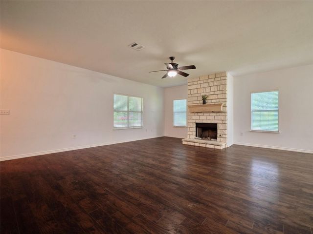 2605 N Abell Street, Wharton, TX 77488