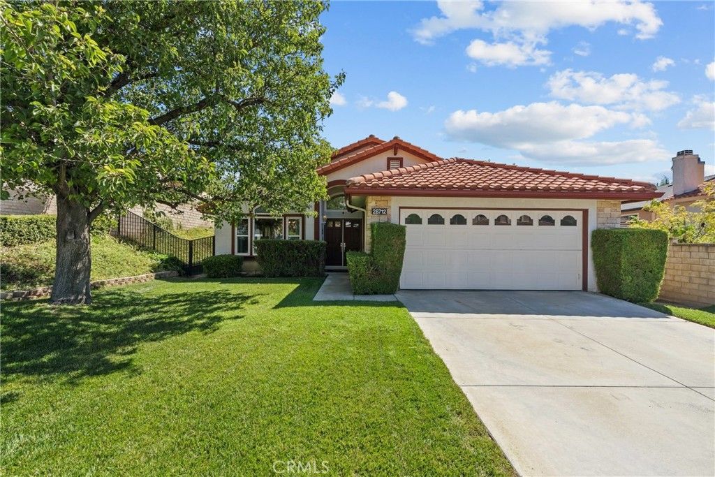 28712 Park Woodland, Saugus, CA 91390 — exterior