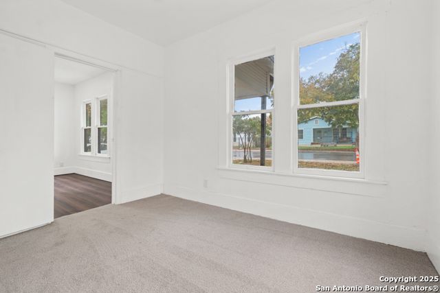 1734 Thorain, San Antonio, TX 78201