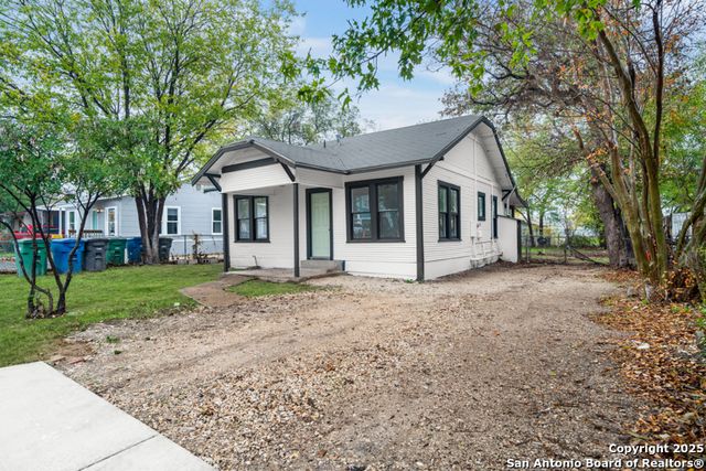 1734 Thorain, San Antonio, TX 78201