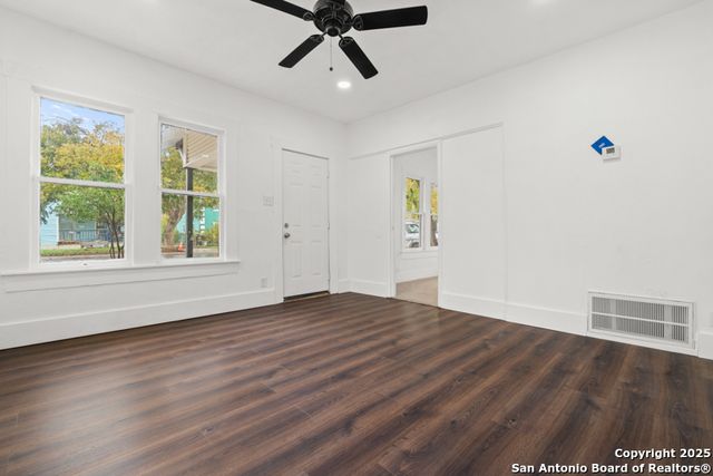 1734 Thorain, San Antonio, TX 78201