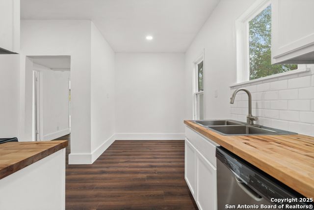 1734 Thorain, San Antonio, TX 78201