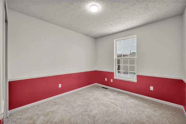 9642 Sunray Drive, Olmsted Twp, OH 44138