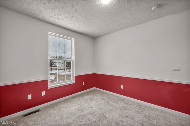 9642 Sunray Drive, Olmsted Twp, OH 44138