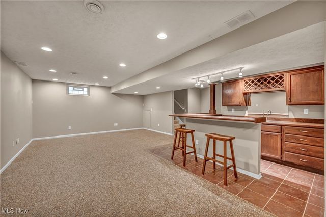 9642 Sunray Drive, Olmsted Twp, OH 44138