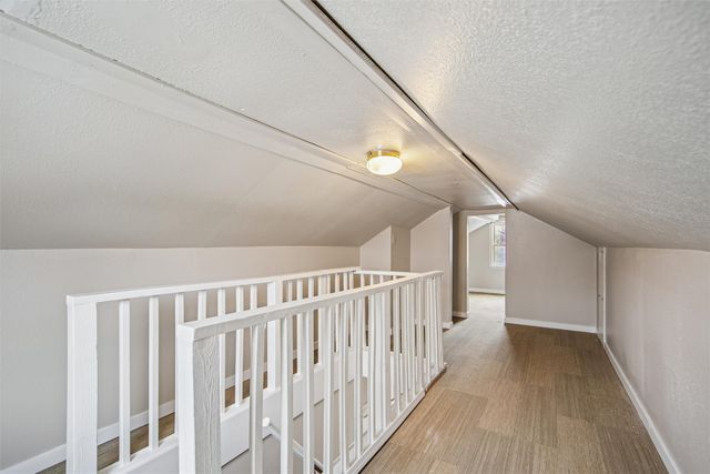 2057 Maple Street, Des Moines, IA 50317