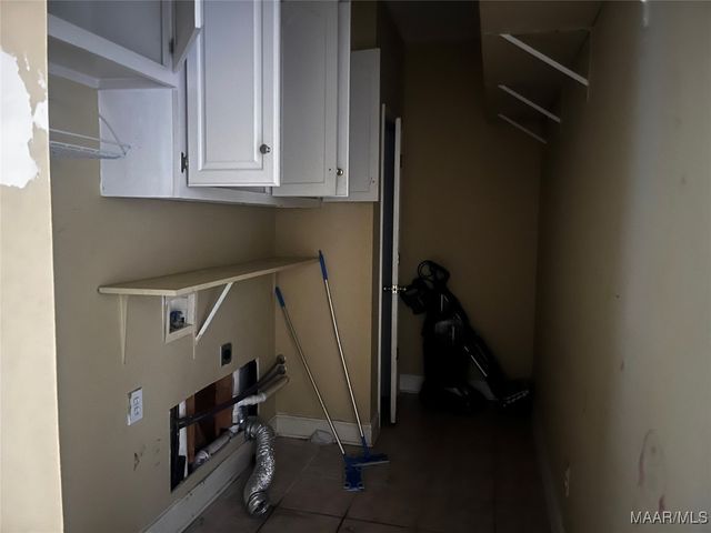 1960 Parkview Drive S, Montgomery, AL 36117