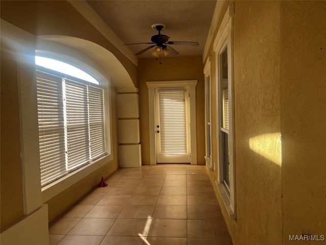 1960 Parkview Drive S, Montgomery, AL 36117