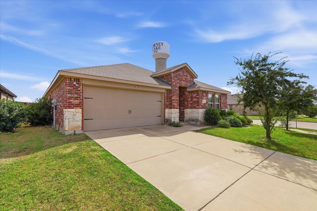 2267 Vance Drive, Forney, TX 75126