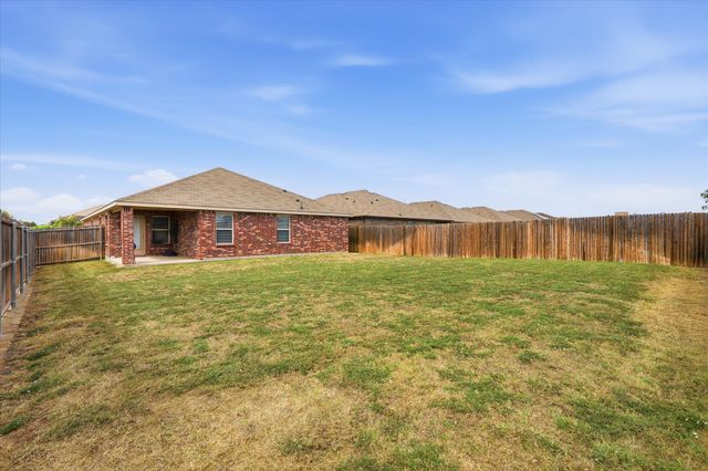 2267 Vance Drive, Forney, TX 75126