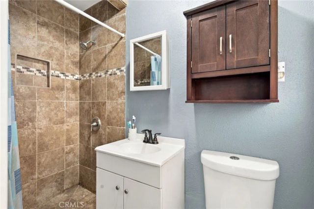 210 N Chestnut, Lake Elsinore, CA 92530