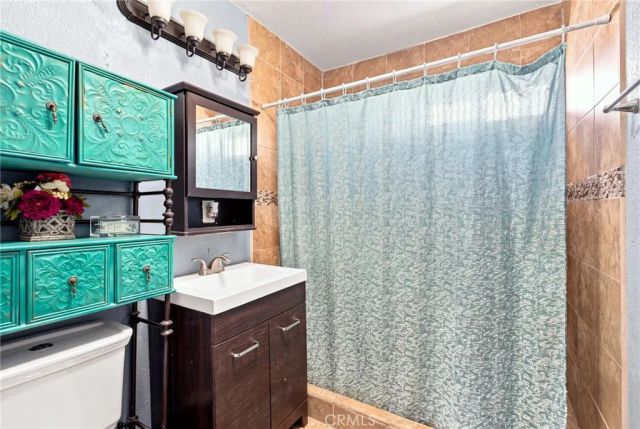 210 N Chestnut, Lake Elsinore, CA 92530