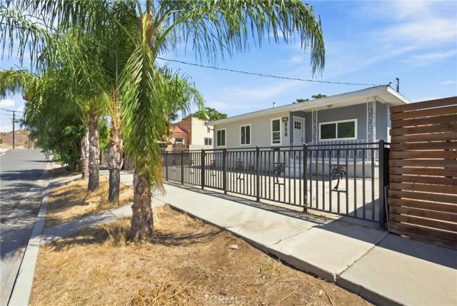 210 N Chestnut, Lake Elsinore, CA 92530