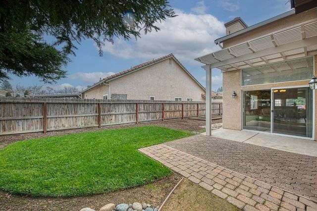 731 Hanson Avenue, Clovis, CA 93611