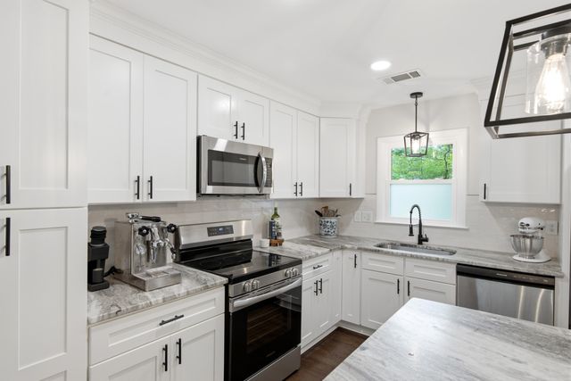 4709 Yardley Drive, North Charleston, SC 29405