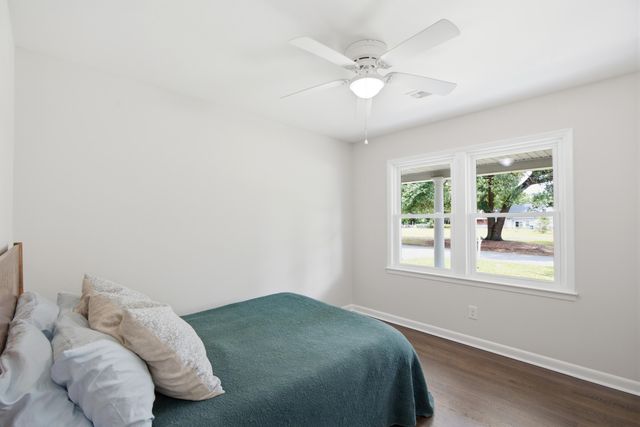 4709 Yardley Drive, North Charleston, SC 29405