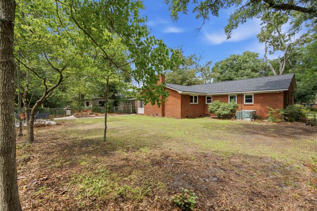 4709 Yardley Drive, North Charleston, SC 29405