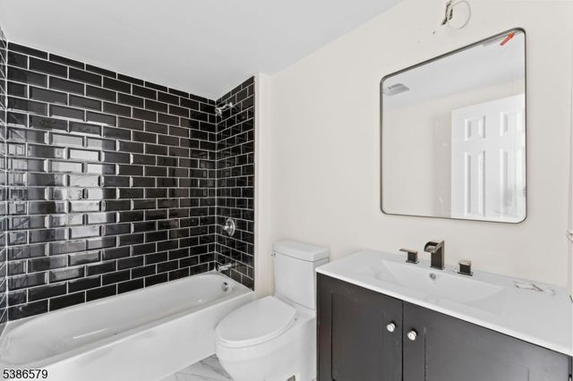 585 Mcchesney St, City Of Orange Twp., NJ 07050