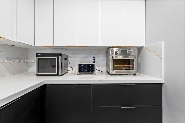 600 Three Islands Boulevard 305, Hallandale Beach, FL 33009