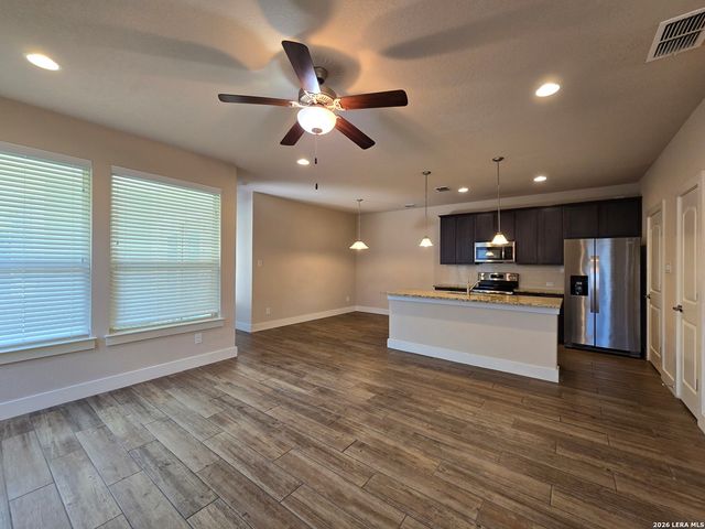750 MILESTONE PARK, New Braunfels, TX 78130