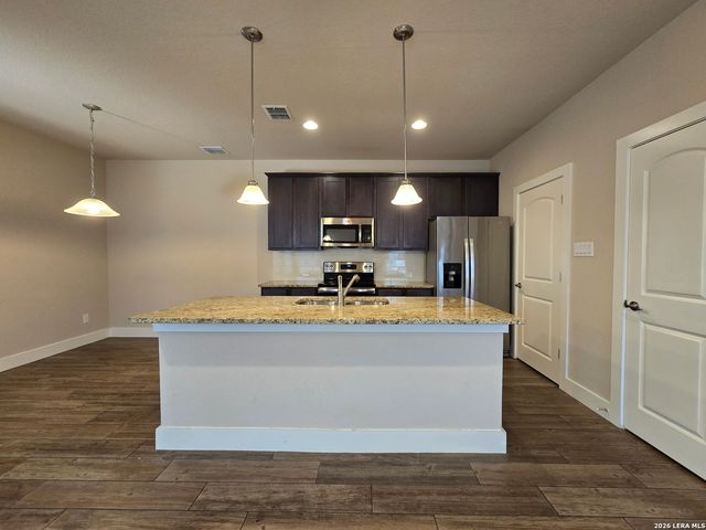 750 MILESTONE PARK, New Braunfels, TX 78130