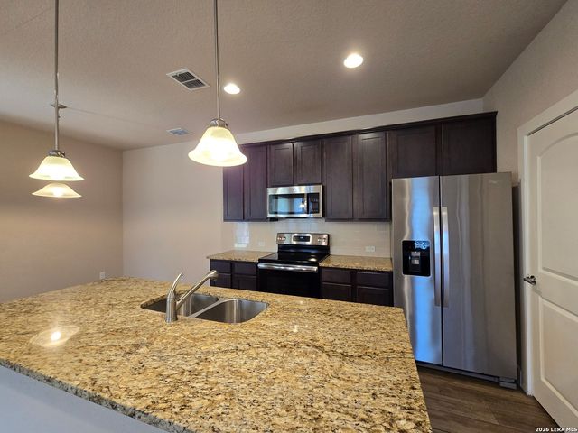 750 MILESTONE PARK, New Braunfels, TX 78130