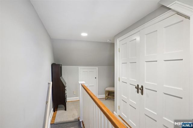 45 Wyncote Road, Ho-ho-kus, NJ 07423