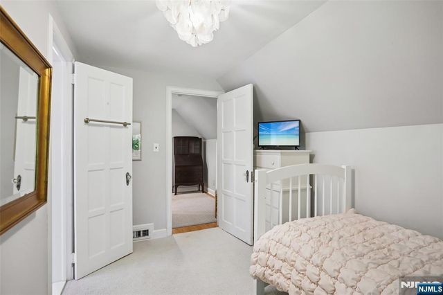 45 Wyncote Road, Ho-ho-kus, NJ 07423