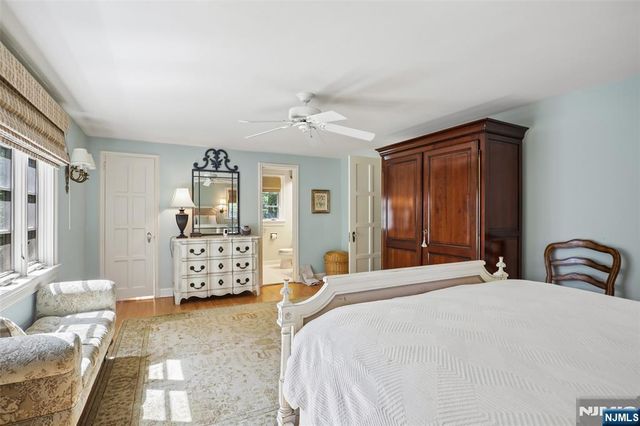 45 Wyncote Road, Ho-ho-kus, NJ 07423