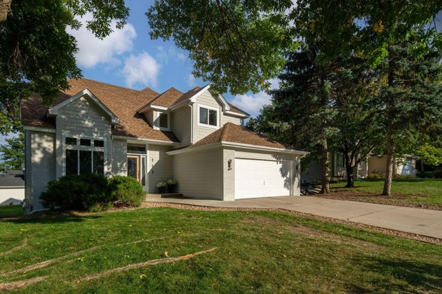 111 King Hill Road, Golden Valley, MN 55416