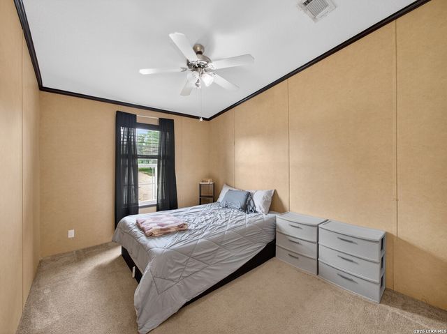 149 High Ridge Meadows Dr, Gonzales, TX 78629