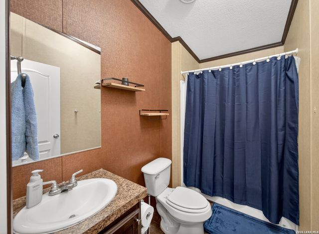 149 High Ridge Meadows Dr, Gonzales, TX 78629