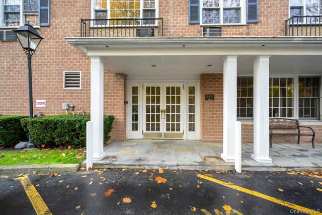 4 Consulate Drive 1B, Tuckahoe, NY 10707