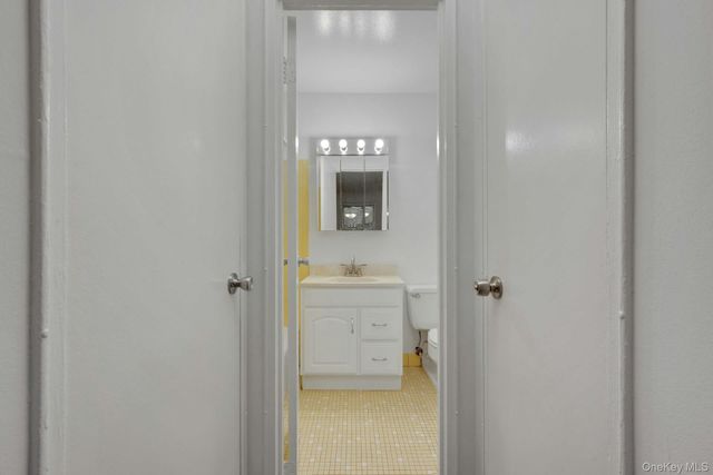 4 Consulate Drive 1B, Tuckahoe, NY 10707